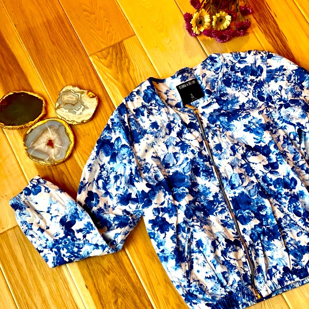 NWOT-Sienna&Bellini Blue/White Floral BomberJacket - Picture 4 of 8